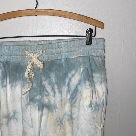 Pants - 🎱Adorable yellow & blue tie dye sweats with a lace band!